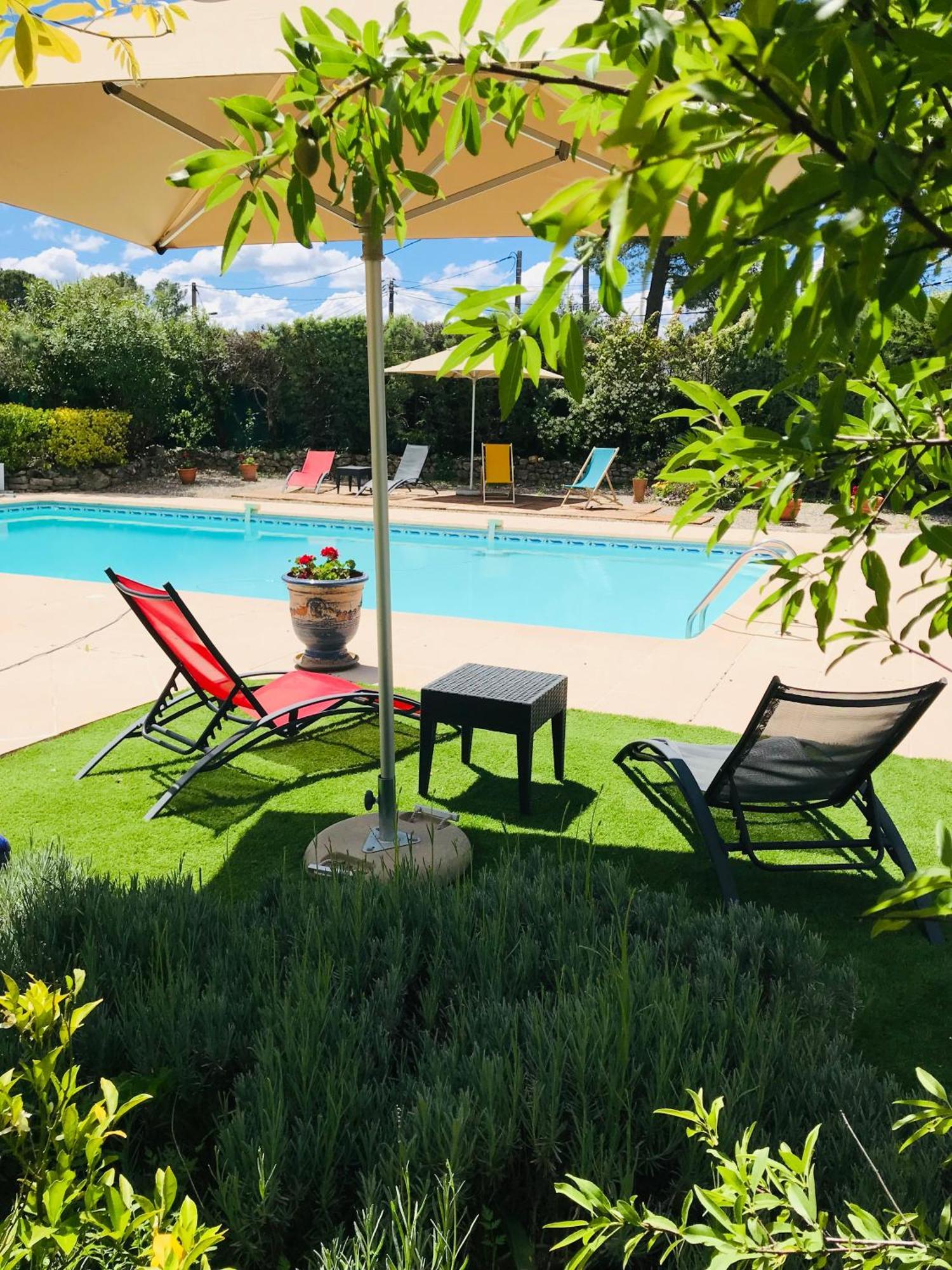Le Patio Fleuri Hotel Lorgues Bagian luar foto